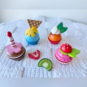 HAPE Cupcakes Playset